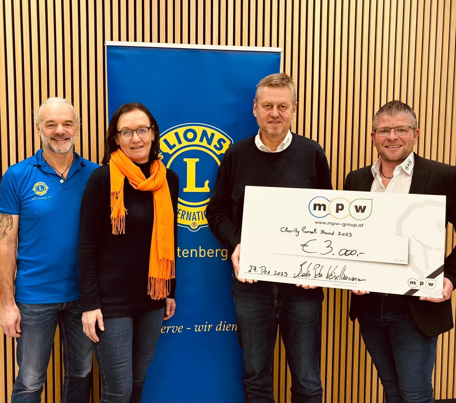Consegna della donazione ai Lions Lichtenberg, dicembre 2023